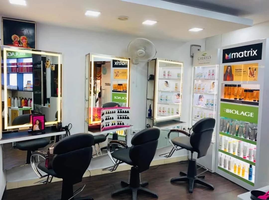 Tribal Trims Salon – Premium Salon Interiors in Kolkata - Image 2