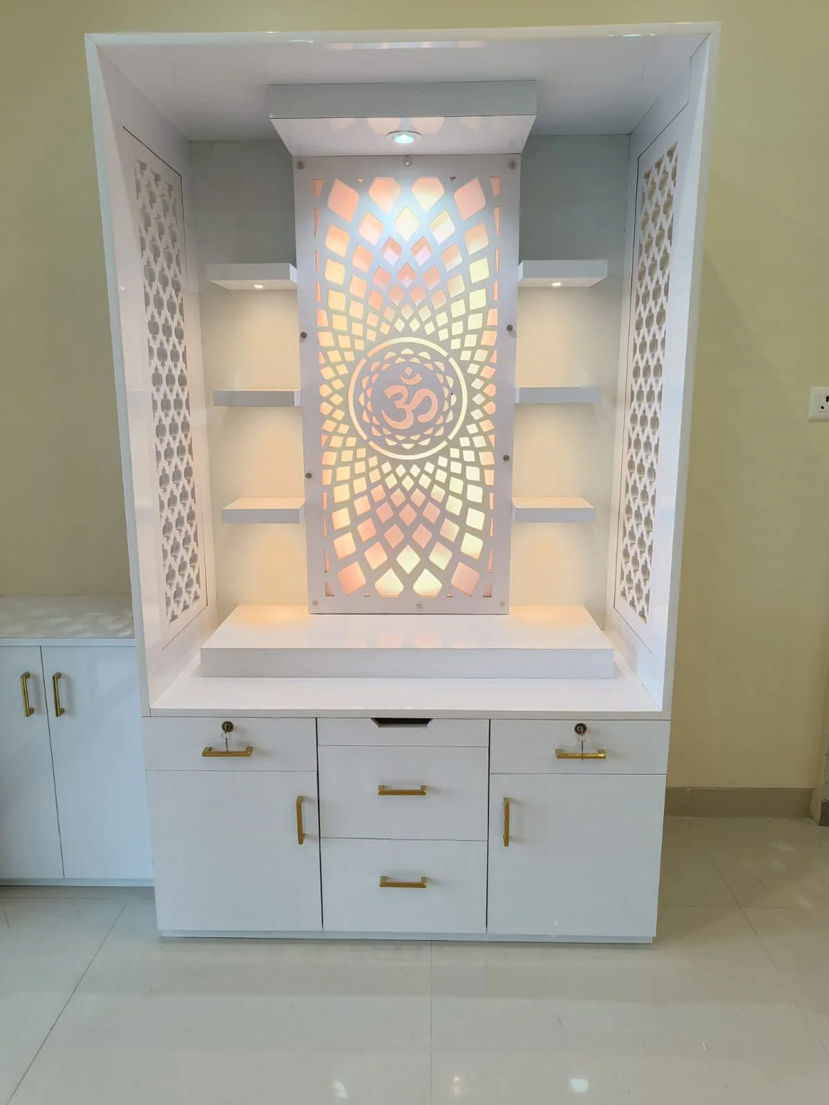 Jiva Home ---4bhk interior project - Image 17